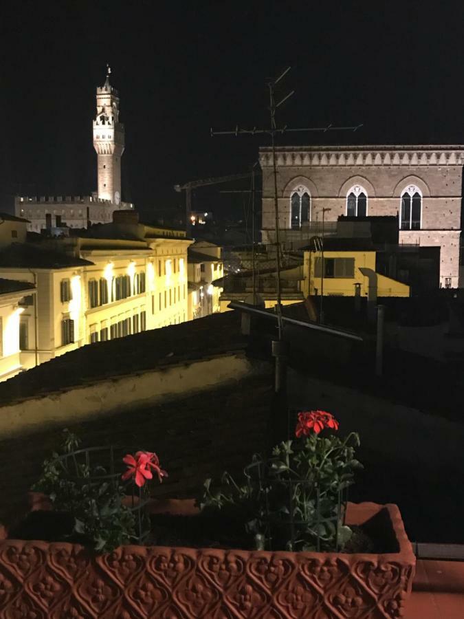 Romantic Terrace Apartment Florence Exterior photo