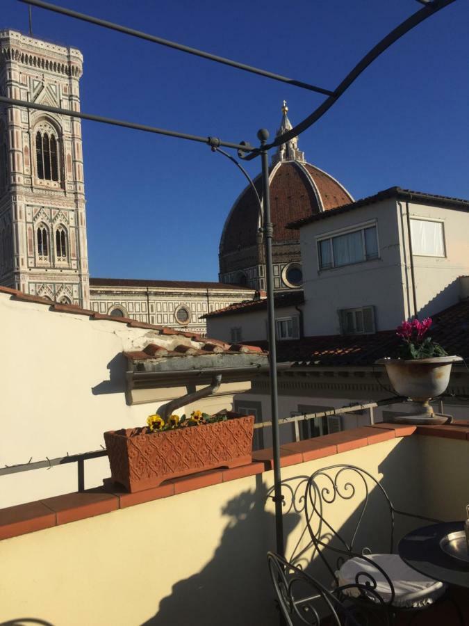 Romantic Terrace Apartment Florence Exterior photo